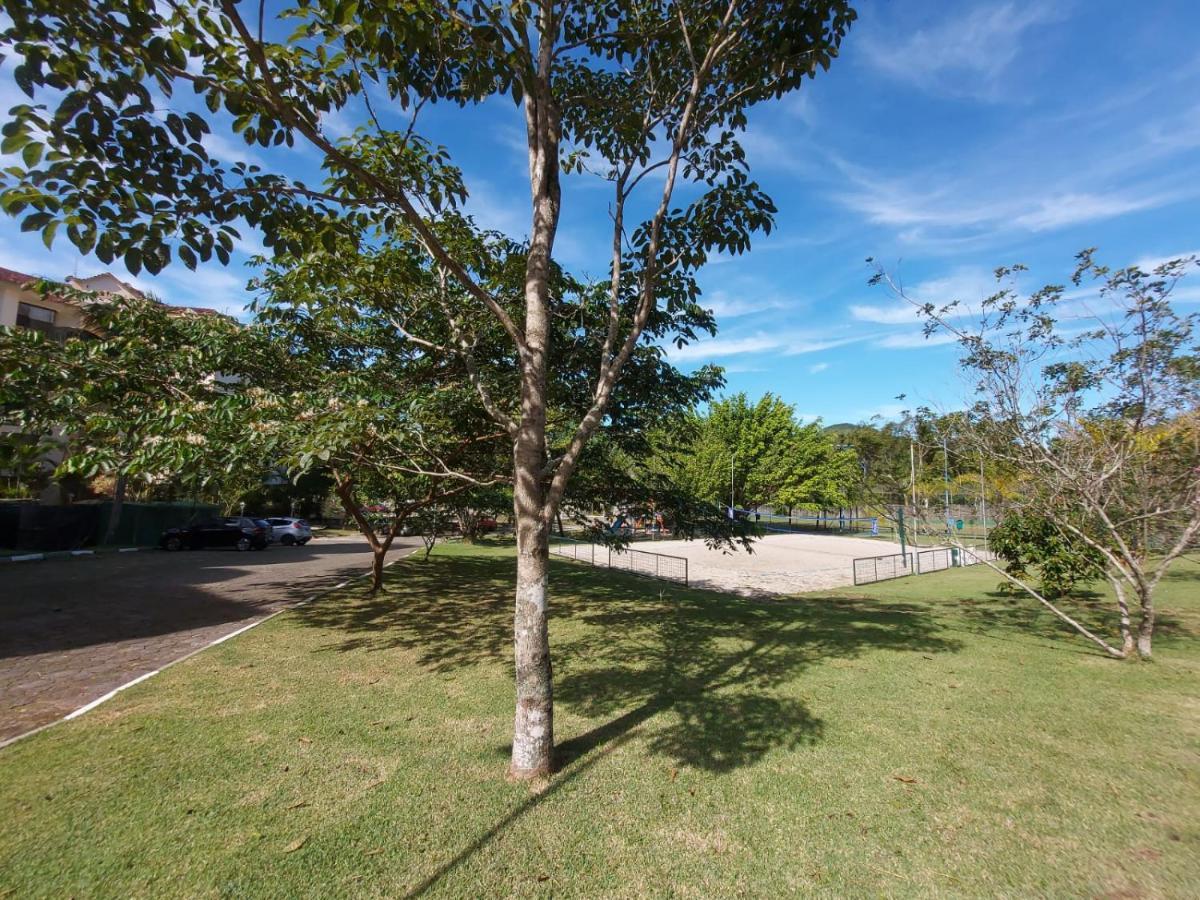 Apartamento No Condominio Wembley Tenis Ubatuba Exterior foto